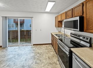 1810 E 72nd Ave #B, Anchorage, AK 99507