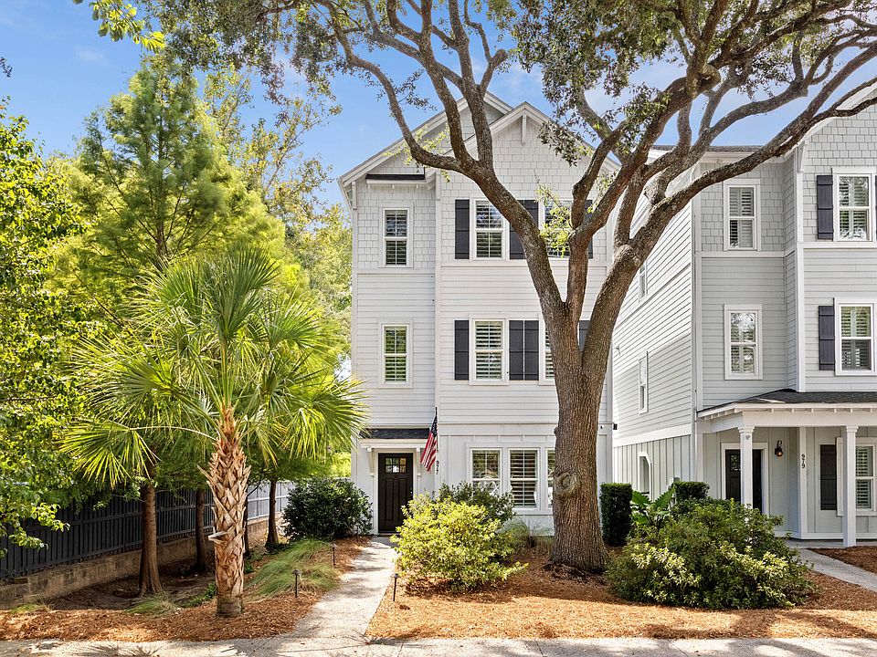 1st image of 977 Warrick Oaks Ln