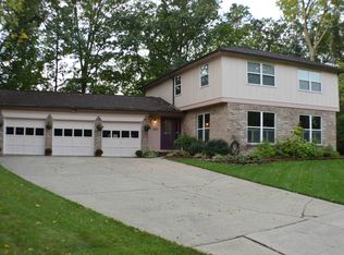 201 Wildwood Ct, Loveland, OH 45140