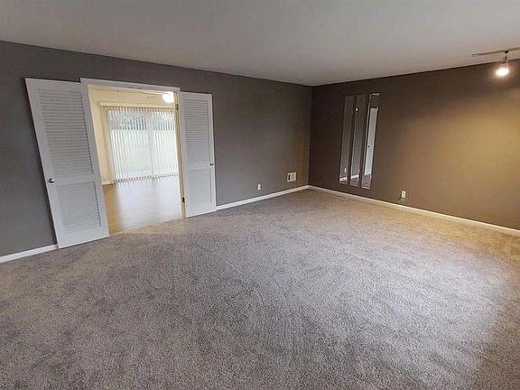 2nd image of 3780 Moorhill Dr
