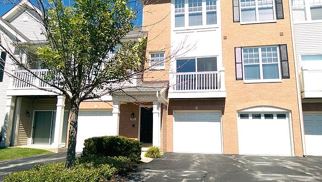1st image of 3088 Hillbrook Ln APT 211