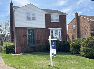 571 Helena St, East Mc Keesport, PA