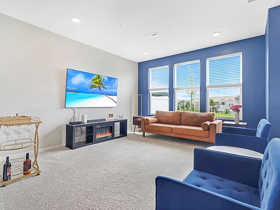 4th image of 9541 4th St N