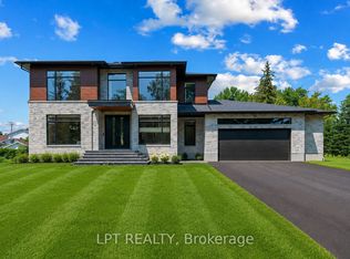 15 Briggs Ave, Ottawa, ON K2E 6W5