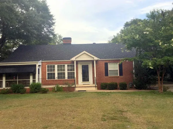 112 Redbud Dr, Barnesville, GA 30204