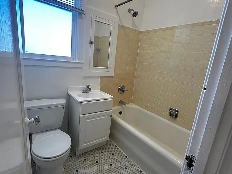 626 33rd Ave #1028R — Photo 9
