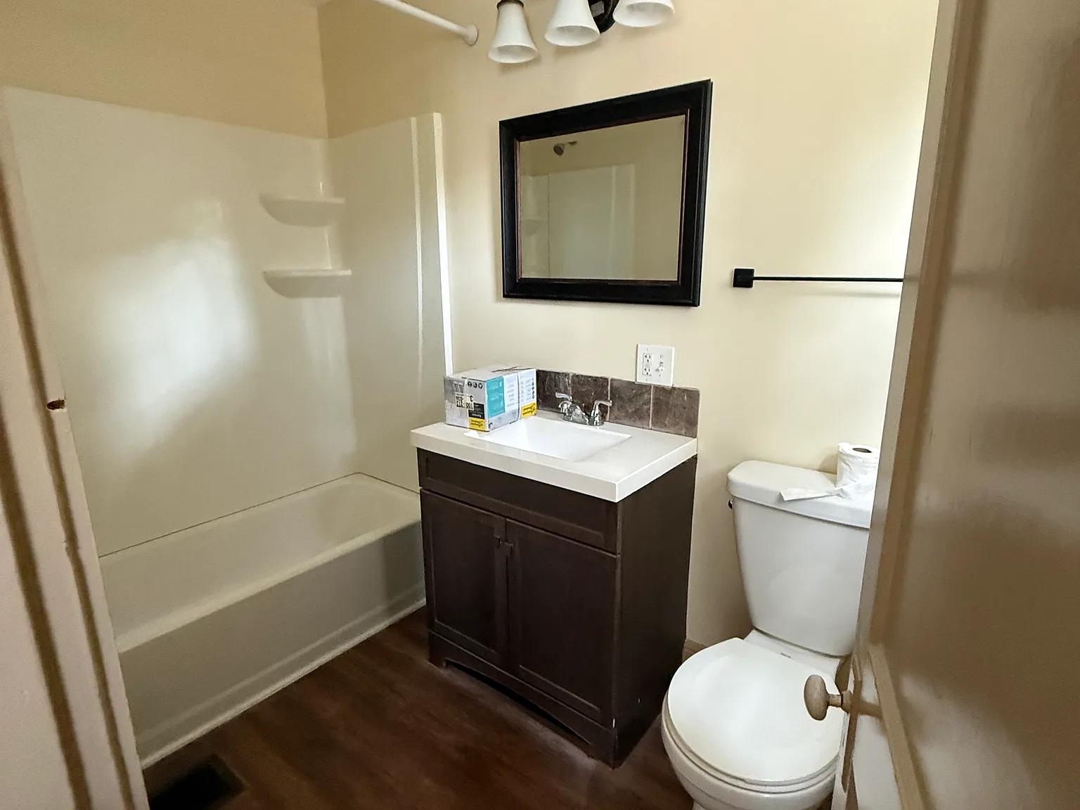 2 bed, $1,400 — Photo 2