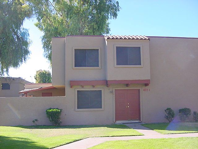2nd image of 4011 W Reade Ave