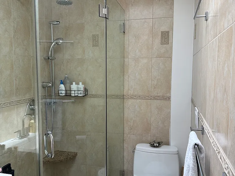 117 Milton St #3 — Photo 9