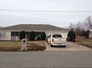 338 E Oak St, Bono, AR 72416