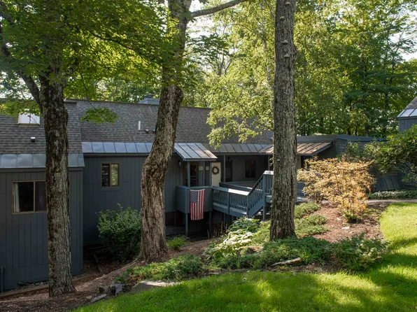 105 Williams Lane #11E, Hartford, VT 05059
