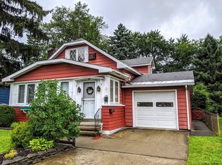 8 Mordella Rd, Albany, NY 12205