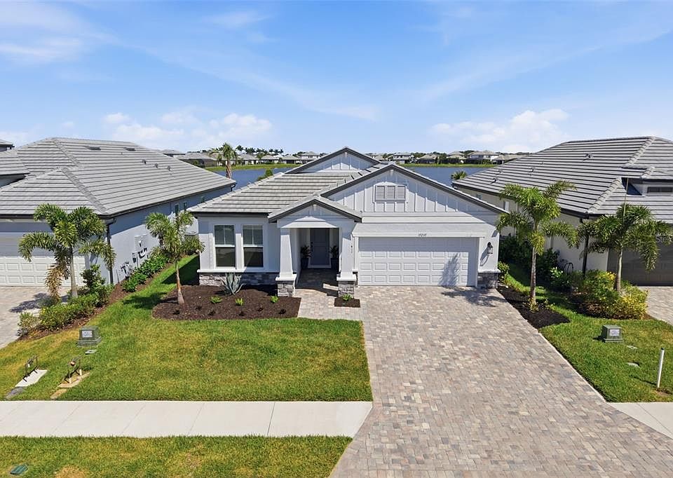 17237 Savory Mist Cir, Lakewood Ranch, FL 34211 | MLS #A4691961