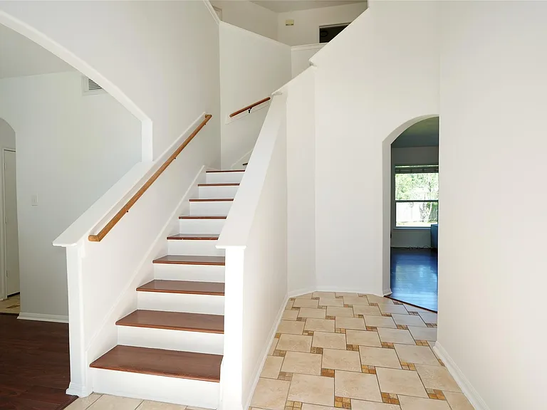 19202 Dickson Park Dr — Photo 3