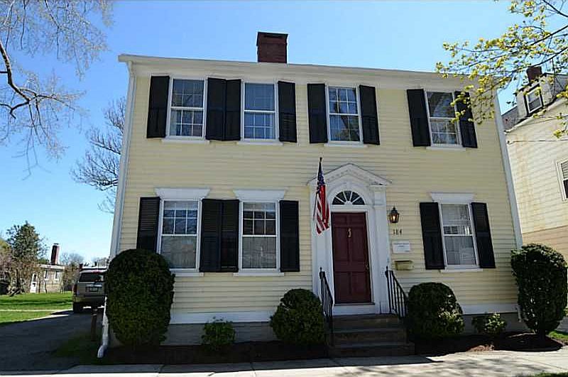 2nd image of 184 High St
