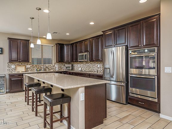 3rd image of 7934 W ANDREA Drive