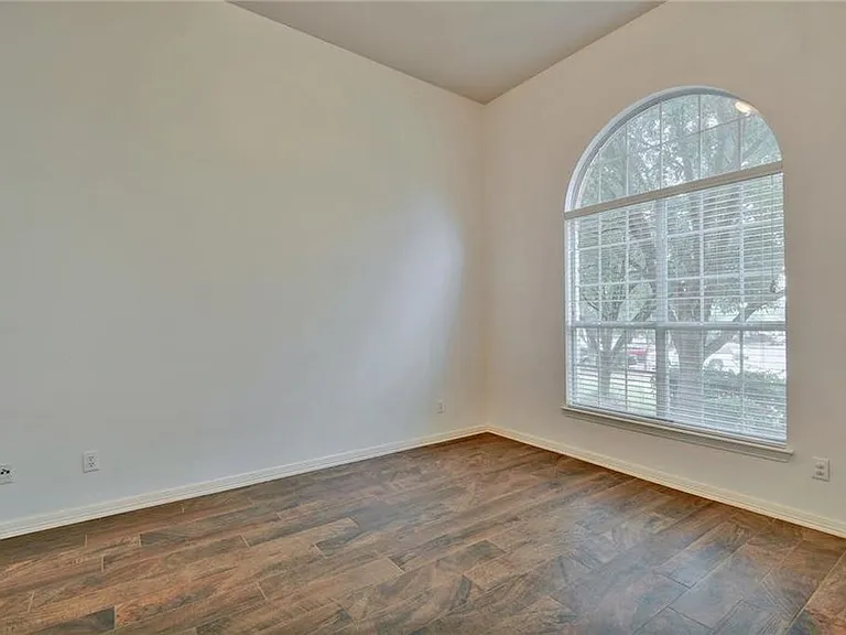 2814 Cool River Loop — Photo 25