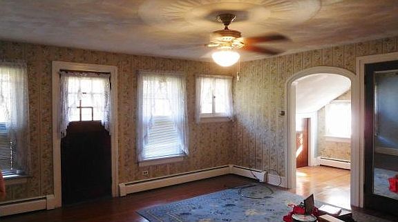 2nd image of 557 Chenango St