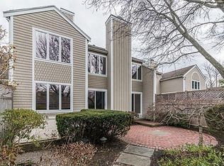 405 Dedham St #D, Newton, MA 02459