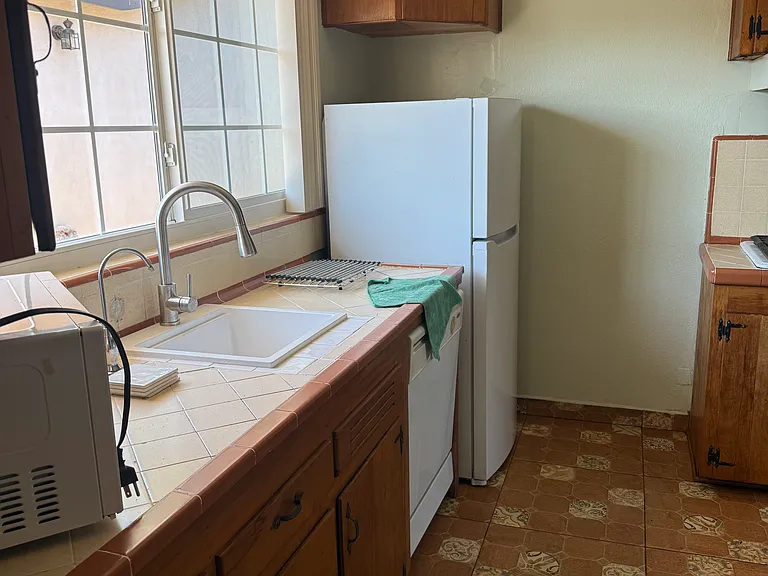 346 Harvard St — Photo 10