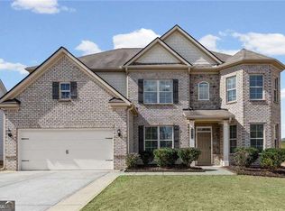 5470 Mirror Lake Dr, Cumming, GA 30028