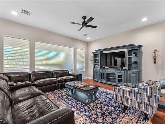 4th image of 4352 Largo Cantata St
