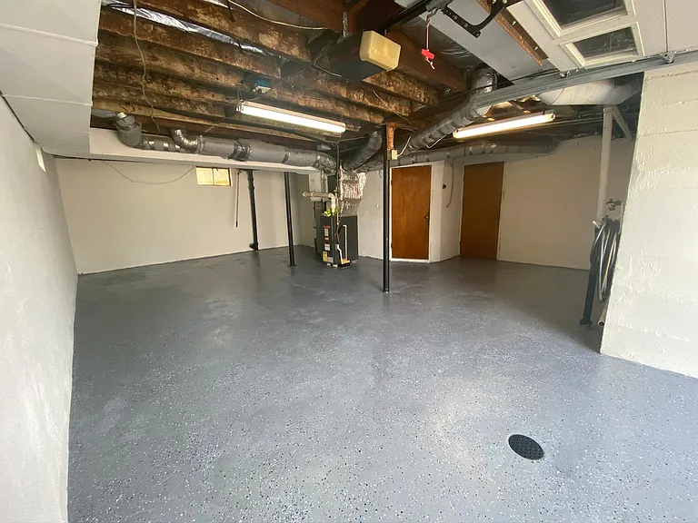 687 Truxton Dr — Photo 25
