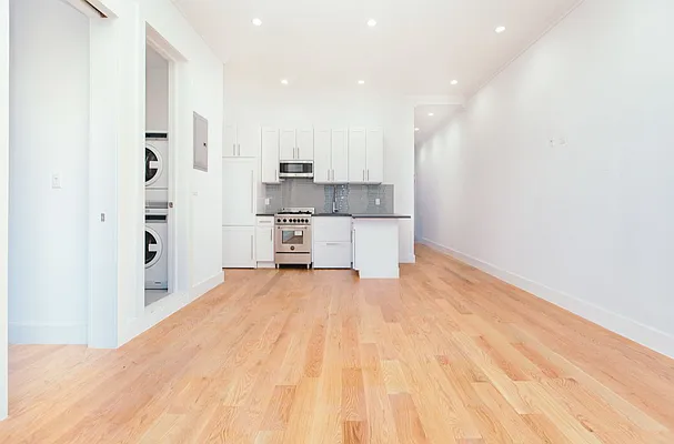 Rented by GreeneTree Management LLC | media 73