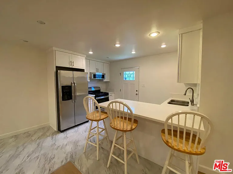 837 Sunset Ave — Photo 8