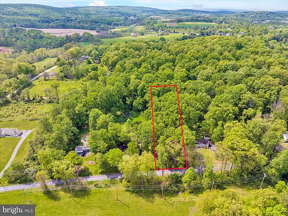 2nd image of 1268 Schoolhouse Rd