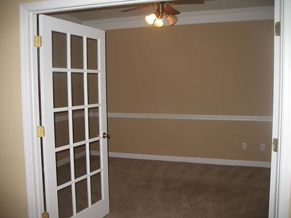 Formal Living/Den