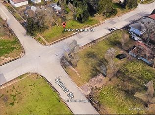 1302 Sydnor St, Houston, TX 77020