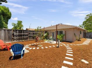 1783 Reinelt Ave, Santa Cruz, CA 95062