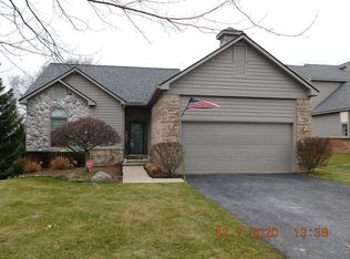 1073 Eagle Nest Dr #1, Milford, MI