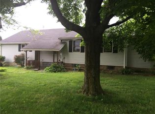 1204 Mercer Rd, Ellwood City, PA 16117