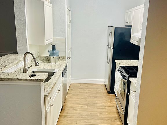3rd image of 4309 Bayside Village Dr APT 103