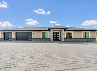 12323 Sweet Hill Rd, Polk City, FL 33868