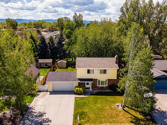 4th image of 2040 Colonial Dr