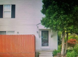 33587 Bayview Dr, Chesterfield, MI 48047