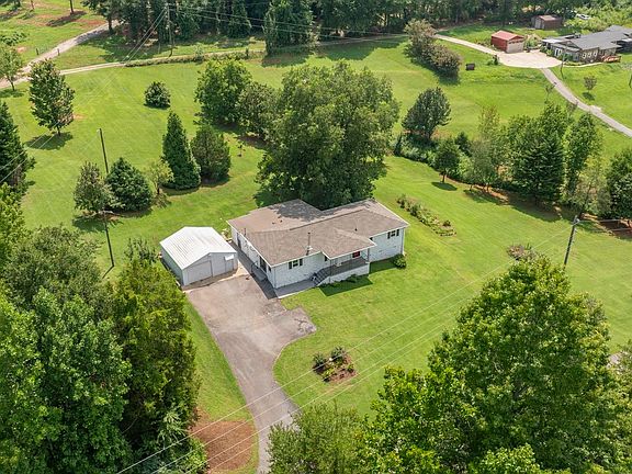 2nd image of 410 Ray Blackley Rd
