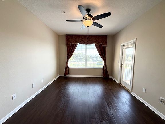 2nd image of 7801 Point Meadows Dr Unit 4304