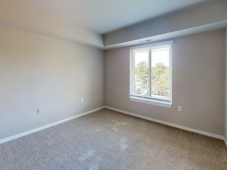 Seneca Place — Photo 50