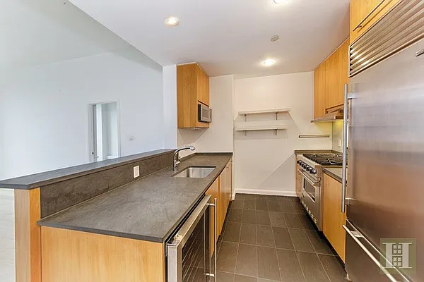 Rented by Halstead Real Estate | media 27