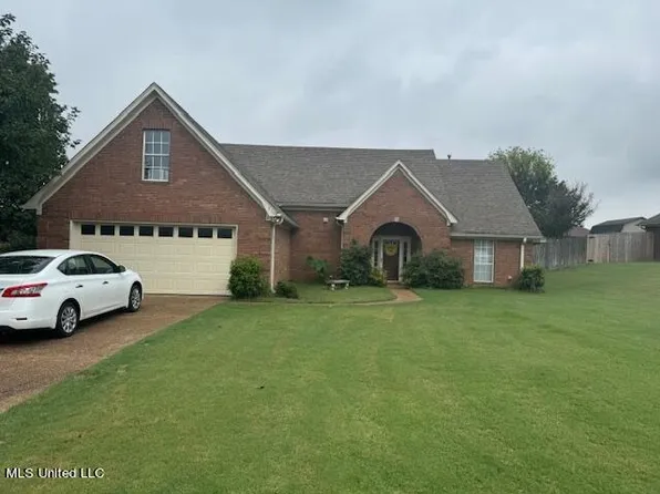 2102 Heather Rdg, Southaven, MS 38672