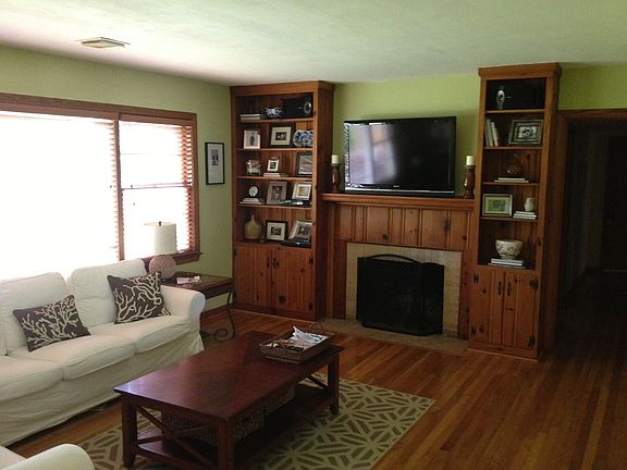 2nd image of 1800 Morningside Dr