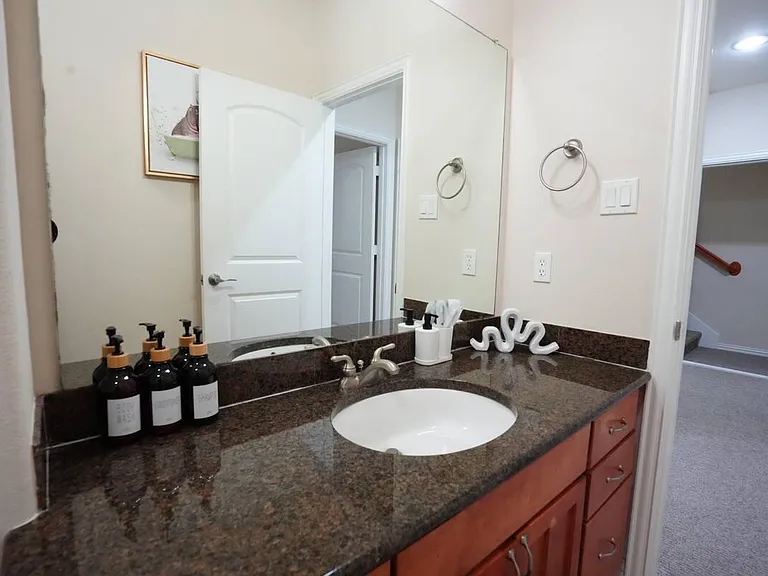 5625 Dolores Place Ln #B — Photo 37