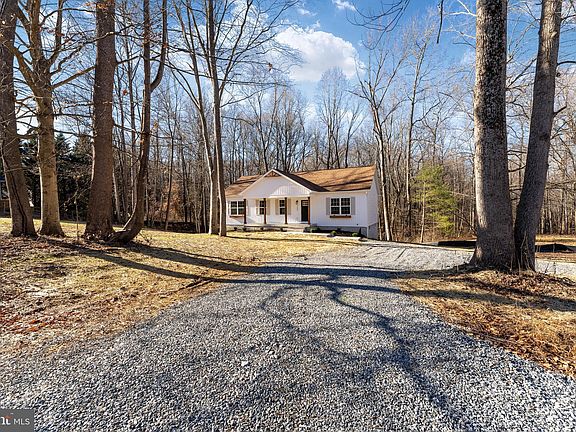 2nd image of 7208 Sherwood Forest Dr