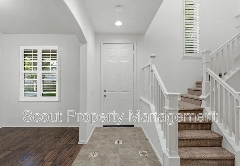 40026 Somerville Ln — Photo 3