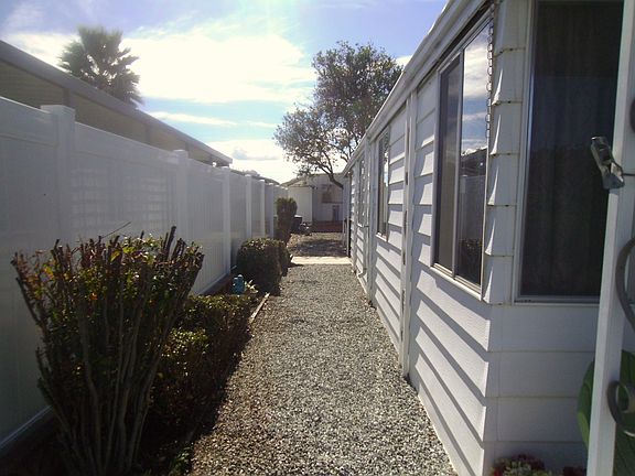 2nd image of 601 San Juan Dr