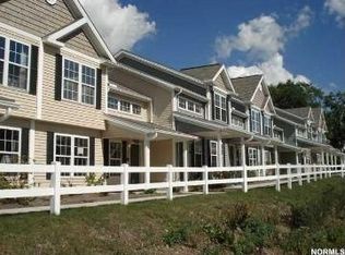 13811 Woodcroft Trce, North Royalton, OH 44133